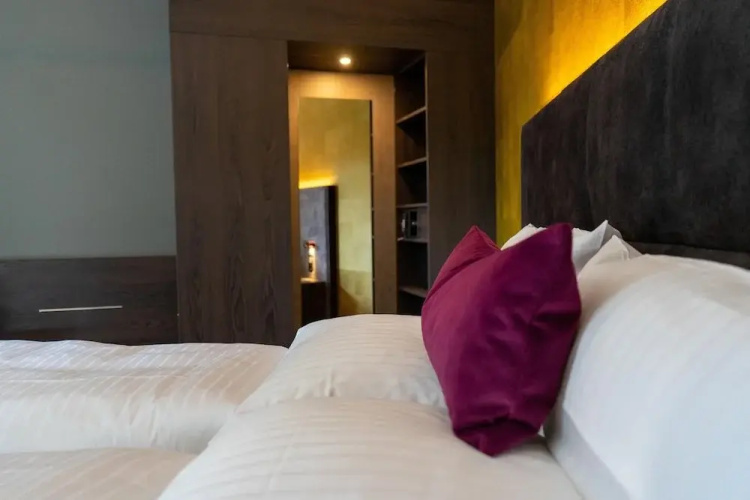 Motel 24