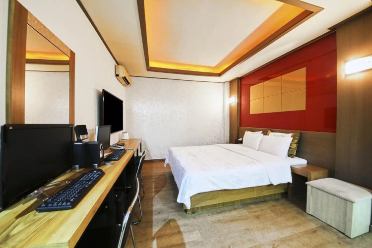 K2 Motel