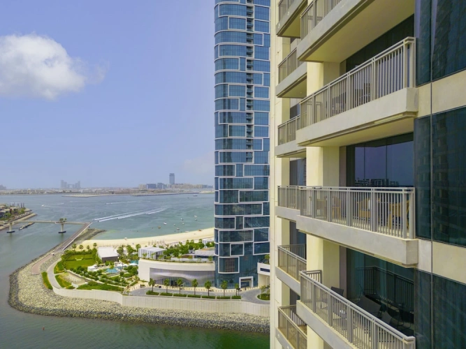 2 Bedrooms Premium Apartment with harbour view