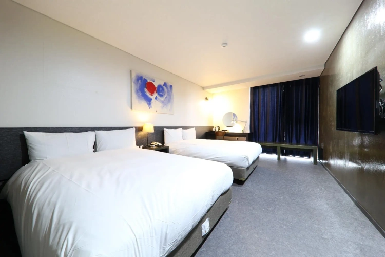 Standard Twin Family room
