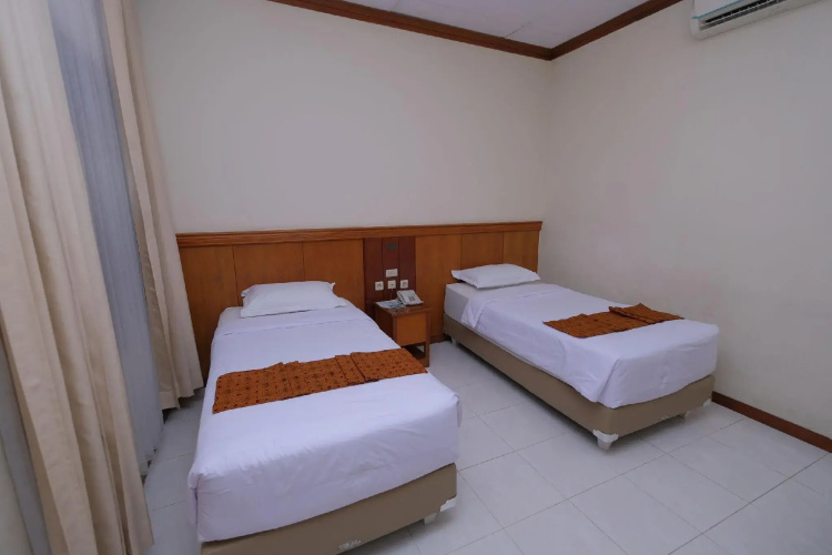 Hotel Dana Solo