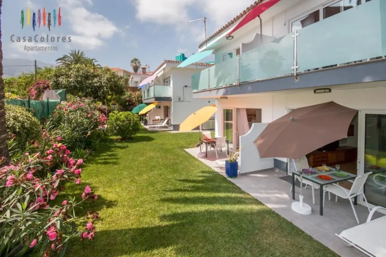 Apartment with sea view
