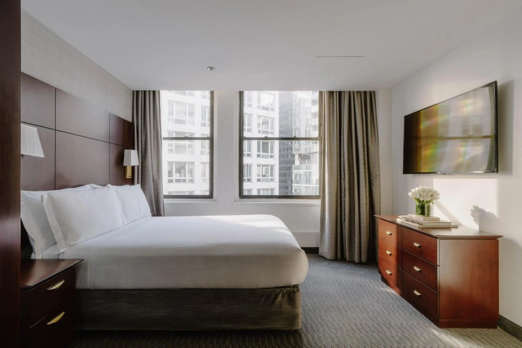 Club Quarters Hotel Wacker at Michigan, Chicago