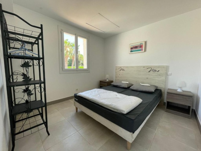 2 Bedrooms Cottage