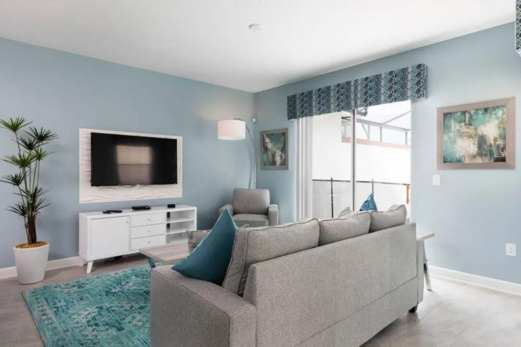 Comfy Home Ideal Location