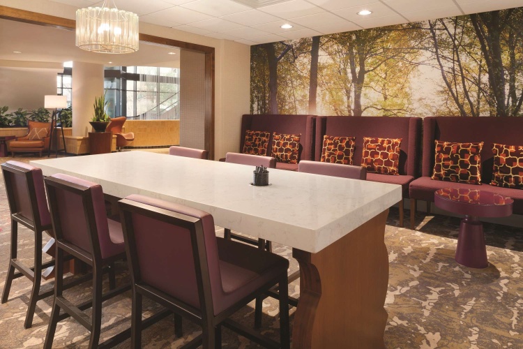 Hilton East Brunswick Hotel & Executive Meeting Center photo 29