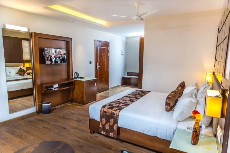 Standard Club room