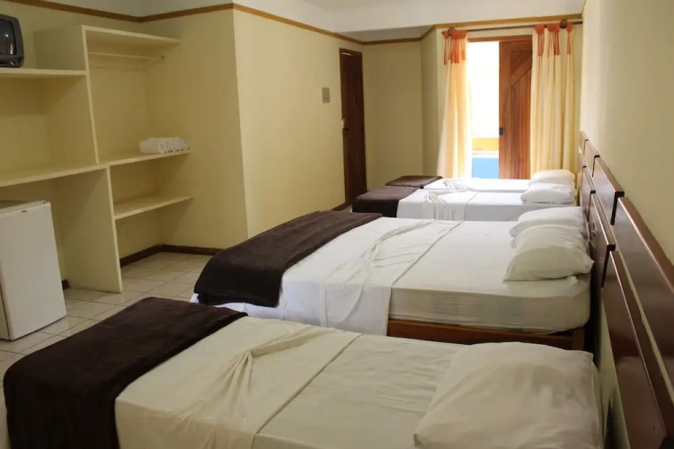 Standard Quintuple room with balcony