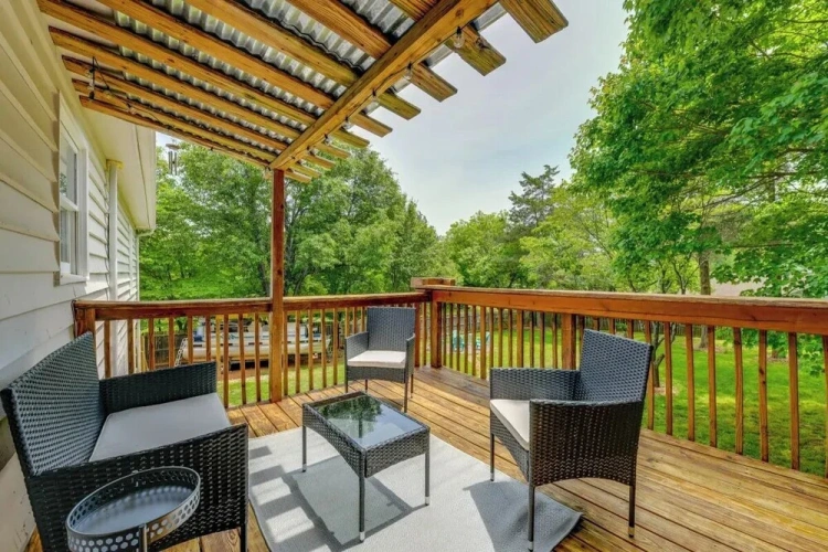 3 Bedrooms Family Cottage with courtyard view