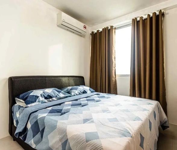 3 Bedrooms Apartment