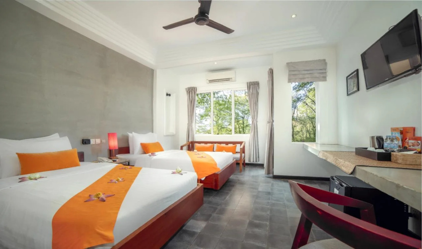 eOcambo Resort and Spa