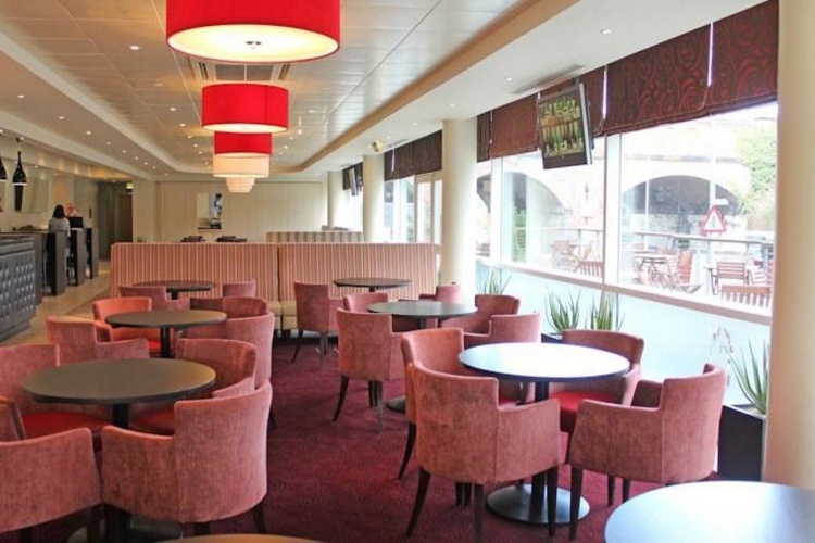 Holiday Inn Express Racecourse photo 20