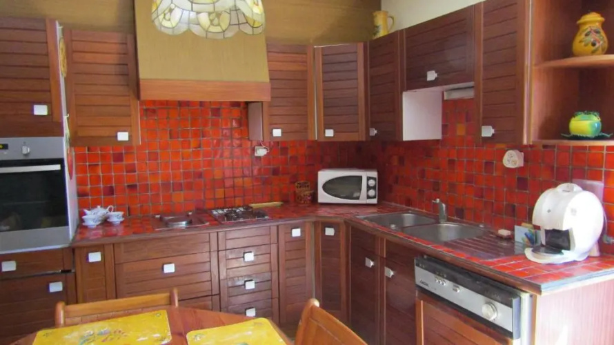 CHAMBRE dans Villa
