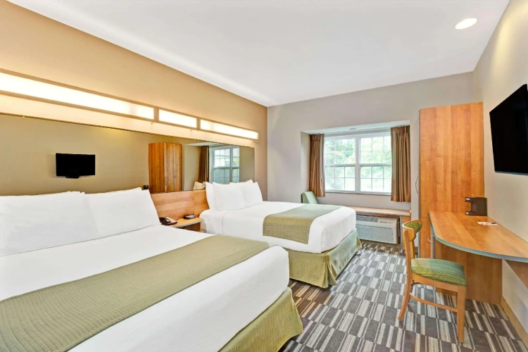 Deluxe Quadruple room