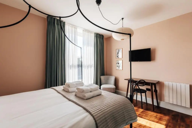 Redland Suites - Apartment 5