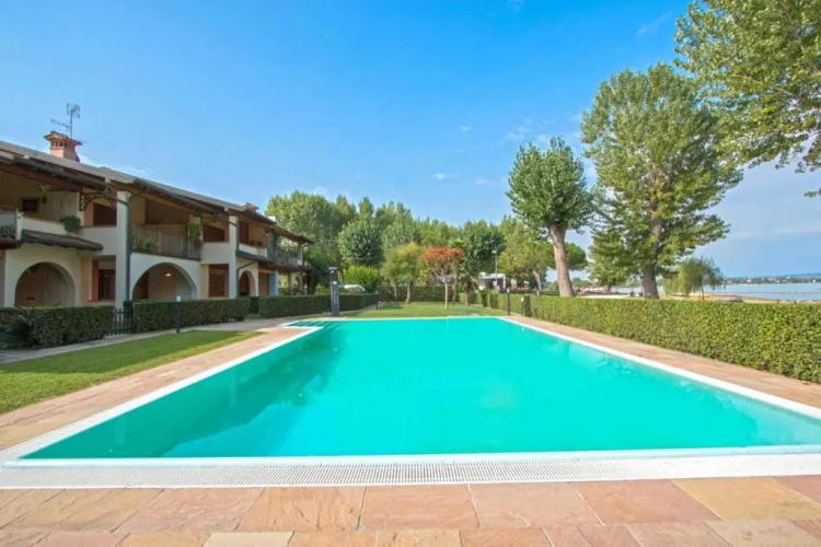 My Sirmione Beach Apartment Superior
