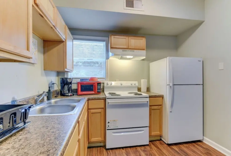 2 Bedrooms Apartment