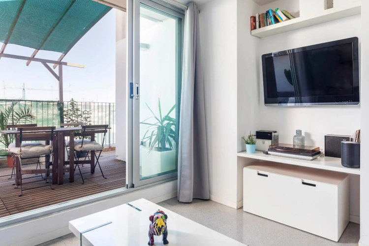 Bonito Atico Con Terraza