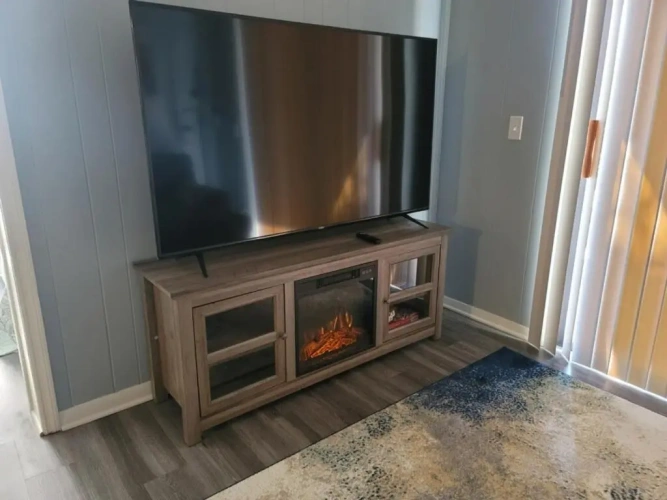 2 Bedrooms Apartment