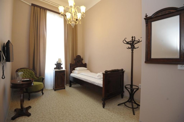 Deluxe Double room with view