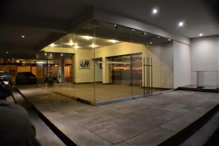 Malecon Cisneros Apartments