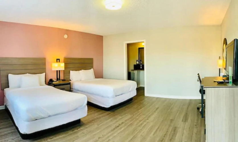 Econo Lodge Inn & Suites Abilene photo 6