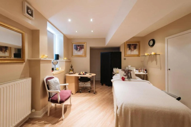 The Palace Hotel & Spa