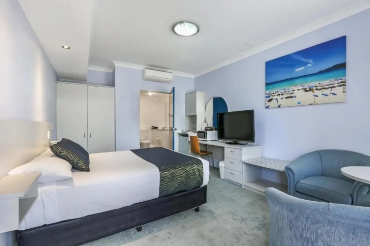 Standard Double room with view