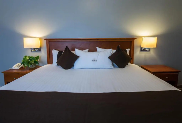 Del Marqués Hotel and Suites