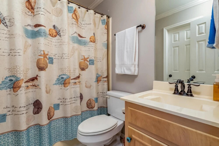073 Coastal Cottage by ACP