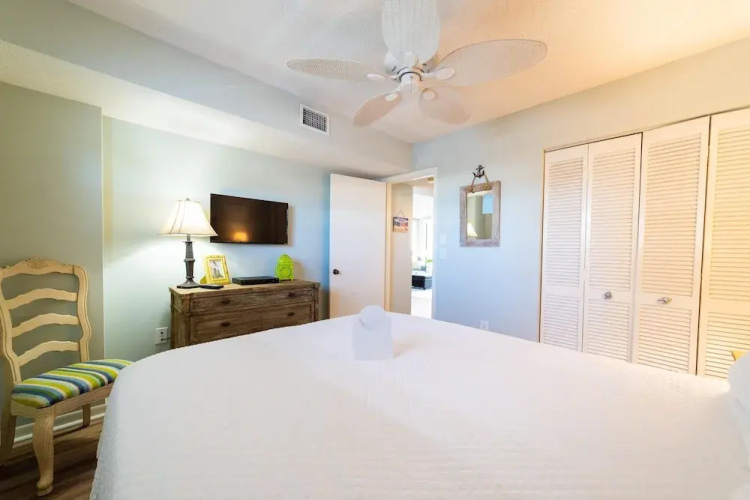 Seaside Beach & Racquet 3504