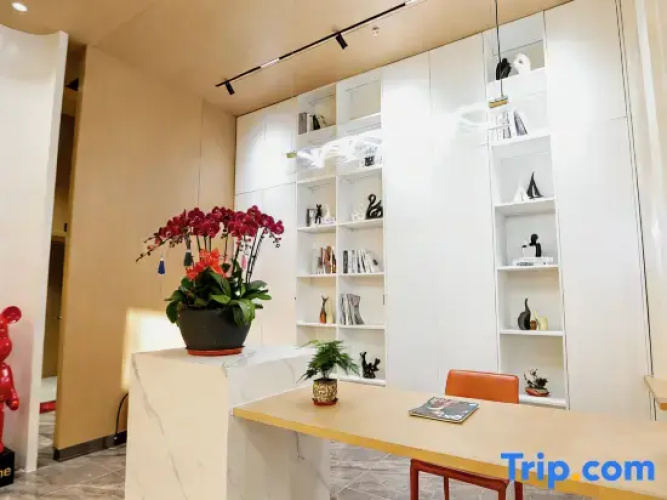 LZDC Hotel