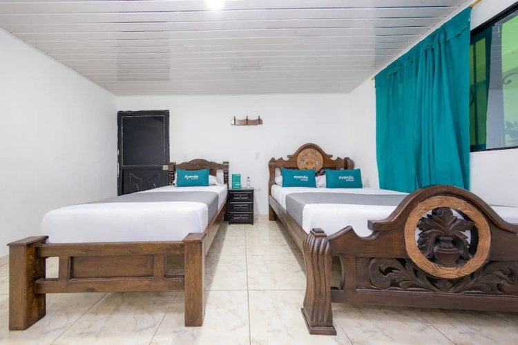 Standard Twin room