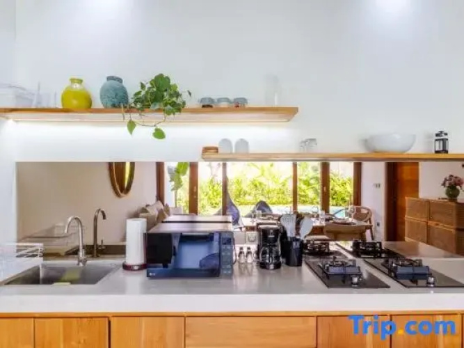 Villa Sylvia by Pertama Stay