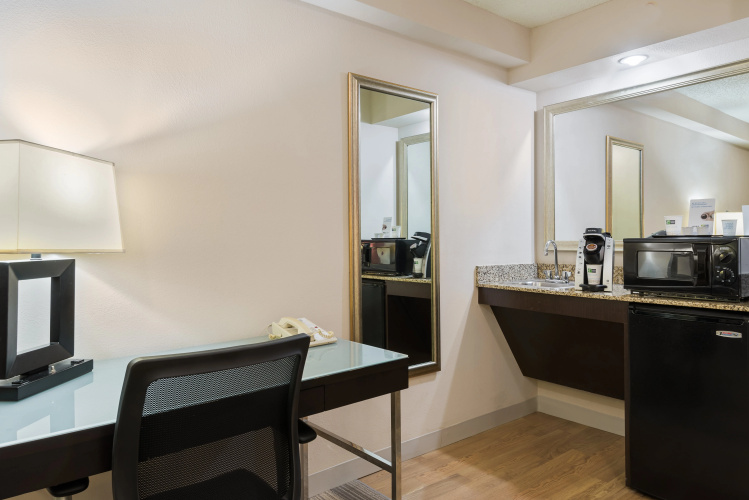 Holiday Inn Express & Suites Kendall East - Miami photo 30