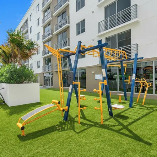 Landing Apartments - Pompano Beach
