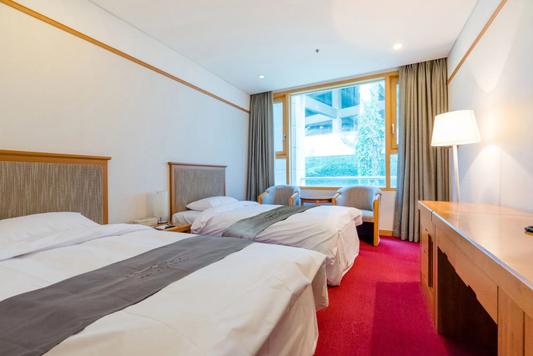 Hotel Homefourest