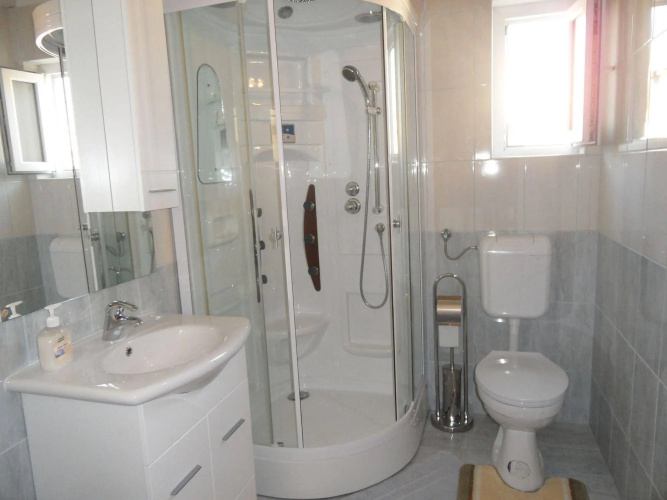 Adria Apartments