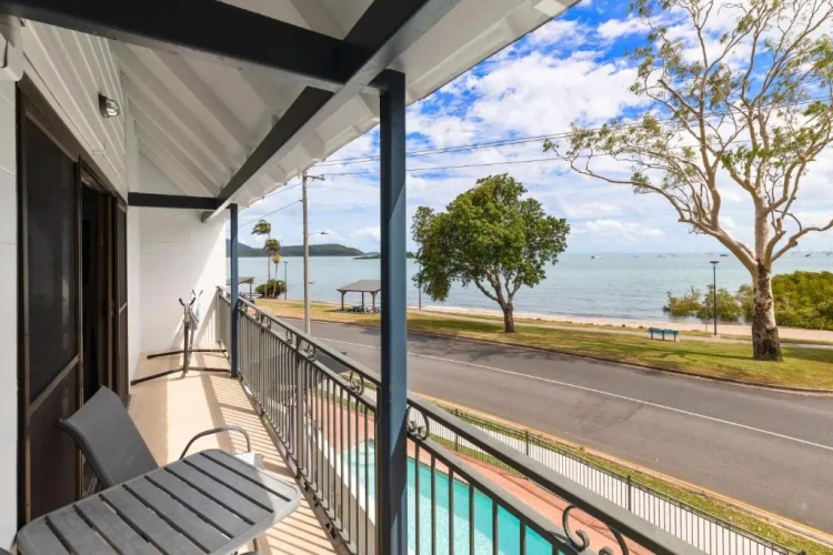 Studio with ocean view