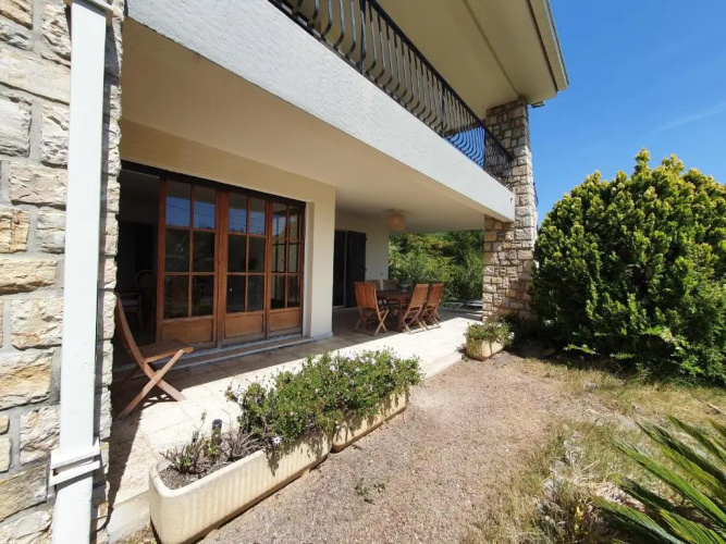 Jolie maison provençale au calme