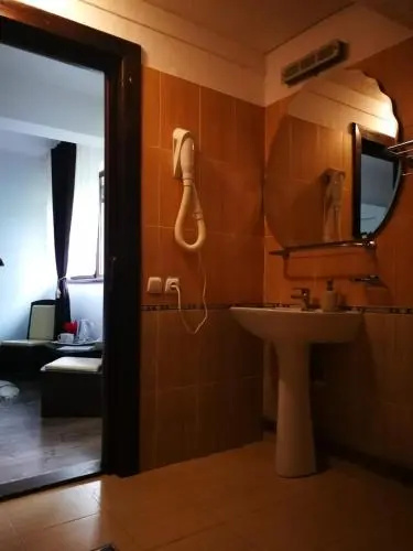 Casa cu flori