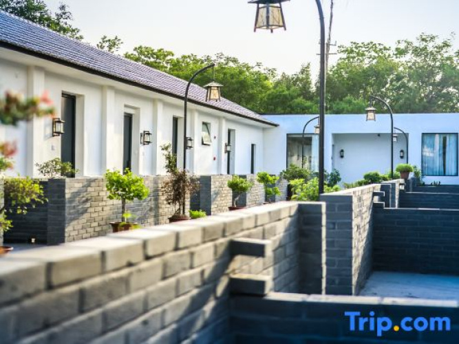 Lianyungang West Tourist Resort · Ask Homestay (Huaguoshan Branch) - Lianyungang