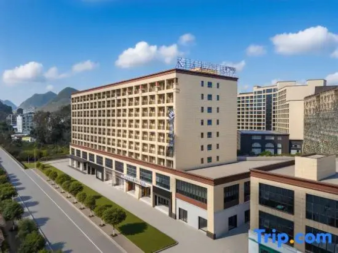 Yunju Hotel