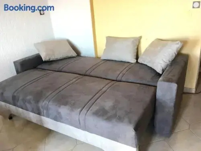 4 Roses Apartment