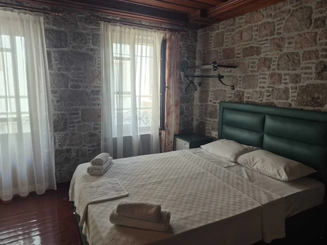 1 Bedroom Standard Family room with balcony