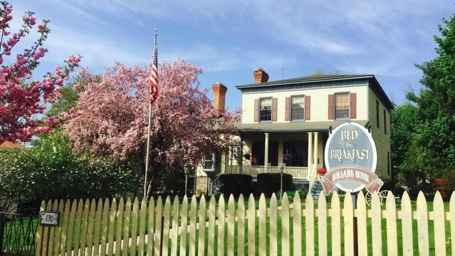 Borland House Inn