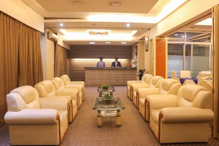 Hotel Afford Inn