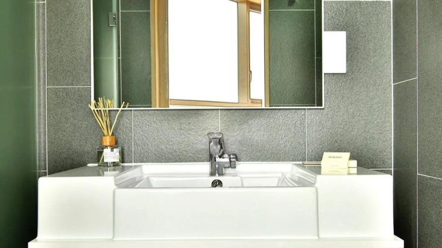 Eastern Hotel Jeju