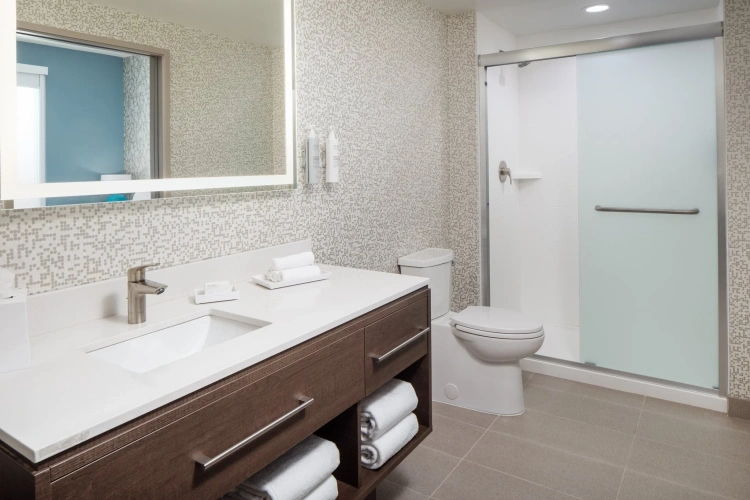 Quadruple Suite