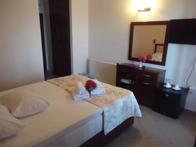 Eden Hotel